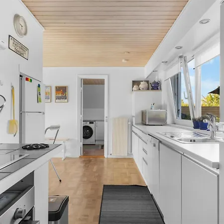 Prázdninový dům Begitte - 200m From The Sea By Interhome Hesselager